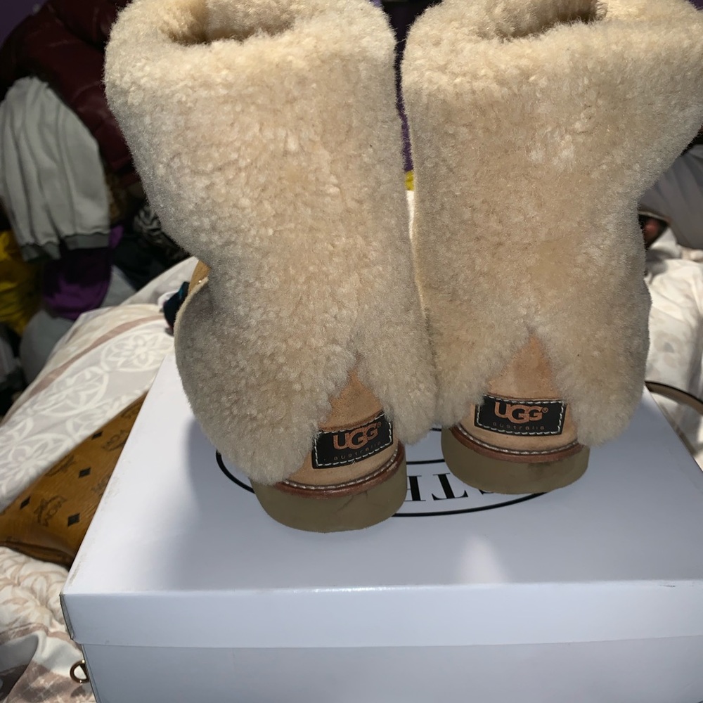 Uggs